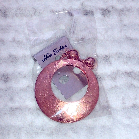 Fashion Jewelry Earrings 💖 - Picture 3 of 6